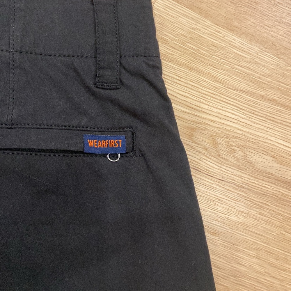 WEARFIRST Men’s Black Cargo Shorts - Picture 11 of 11